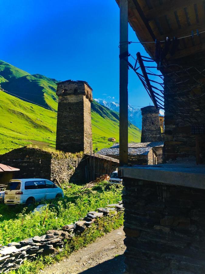 Hotel Nizharadze'S Tower Ushguli Exterior foto