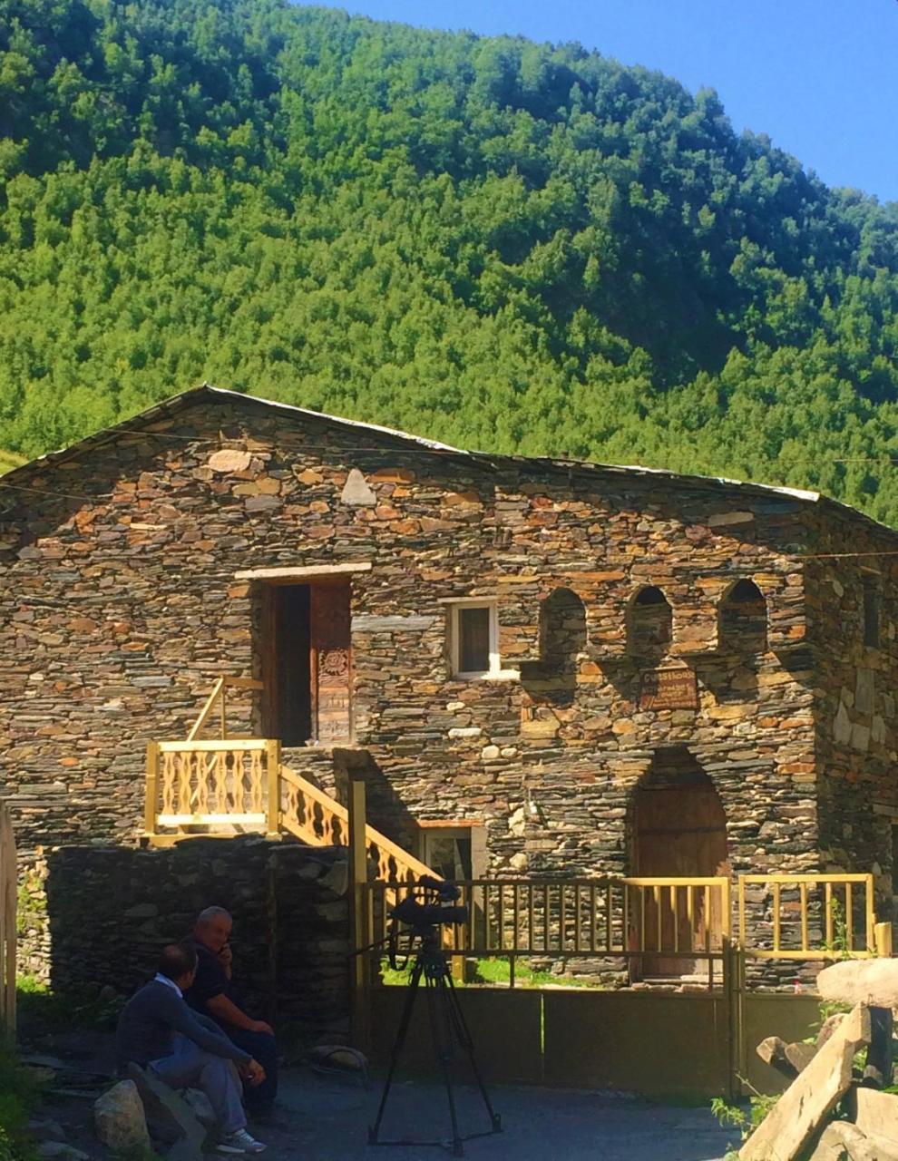 Hotel Nizharadze'S Tower Ushguli Exterior foto